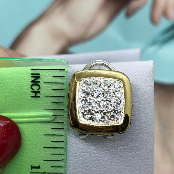 🌟 Silver Gold Earrings - Picture 5 of 5